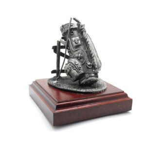 Pewter Golf Bag Scene Square Base
