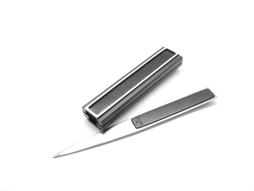 Letter Opener with Magnetic Stand