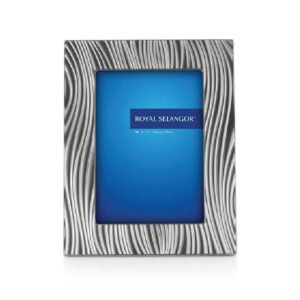Pewter Photo Frame with Wavy Line Relief