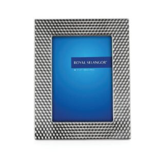 Pewter Photo Frame with 3D Cube Pattern